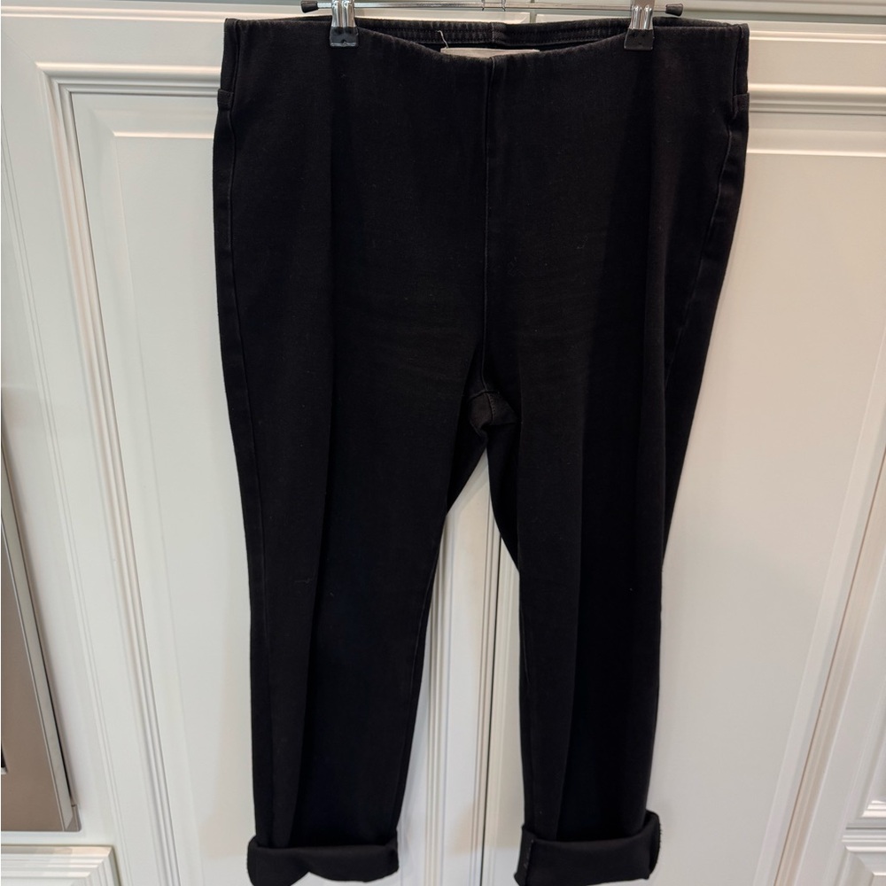 Women's Black Pull on Jeans